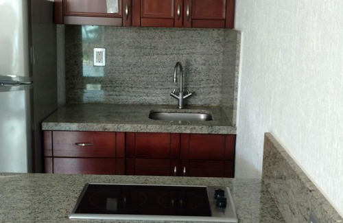 Zona Hotelera Apartment | Cancun Studio Front Beach