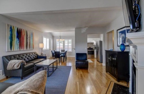 Rio del Mar House | Chic Rio del Mar Oasis