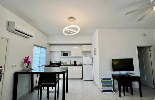 Venetian Road Settlement House | Cozy studio on Venetian Road