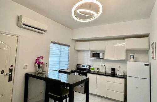 Venetian Road Settlement House | Cozy studio on Venetian Road