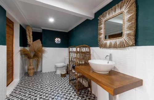 Ubud Villa | Family Paradise Villa, Shared Pool, Jungle & Rice Field Views