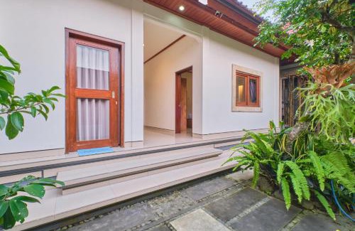 Sambahan House | Gusti Koko Homestay - Minimalist Room