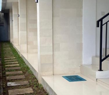 By Pass Ngurah Rai House | Hidden Homestay Jimbaran