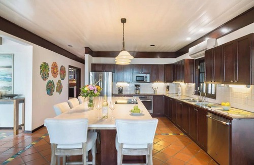 Ocean Point Villa | Jewel Estates - Two waterfront villas with breath taking views of Sapodilla Bay