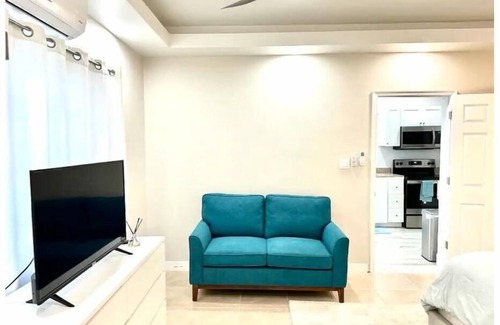 Grace Bay Apartment | Juba Sound Retreat Apt#3