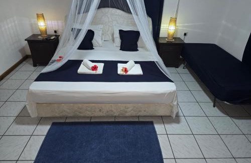 La Digue Ski Chalet | La Digue Ylang Ylang