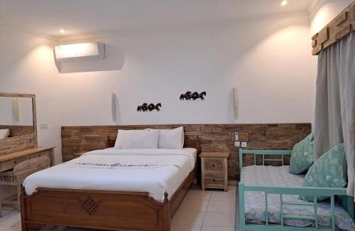 By Pass Ngurah Rai House | Lavender star house