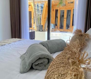 Pemaron Hotel | lumbung asmara