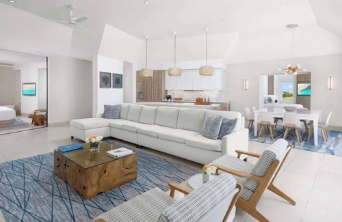 The Bight Apartment | Luxe Oceanfront Penthouse | Hot Tub, Daily Cabana