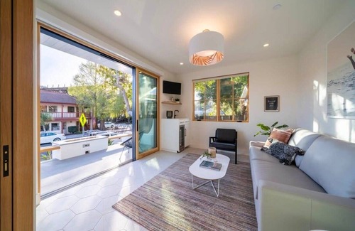 Capitola House | Luxury Home in Capitola Village with Hot Tub!