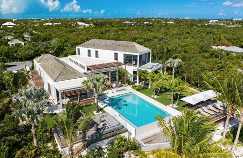 Leeward Settlement Villa | Luxury vacation rental in Turks and Caicos