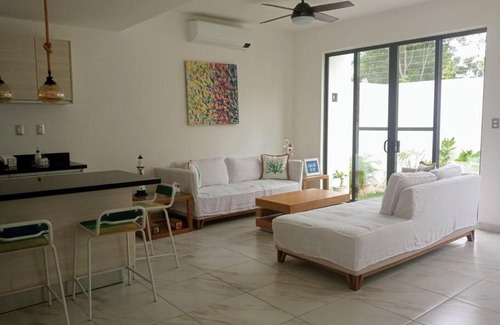 Villa Juarez House | Mi Casa en Playa
