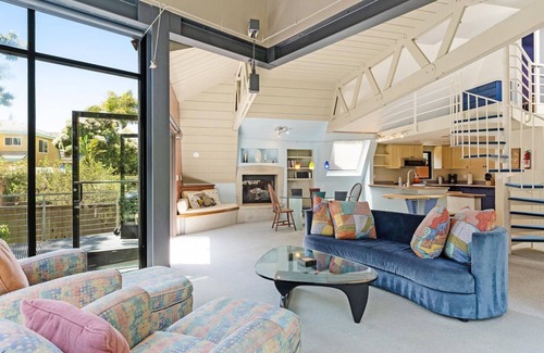 Opal Cliffs House | Modern Oasis – Walk to Moran Lake & Beach from this Peaceful Retreat