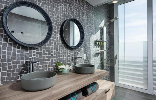 Leeward Settlement Villa | Ocean Dream 5 BR Villa Azur