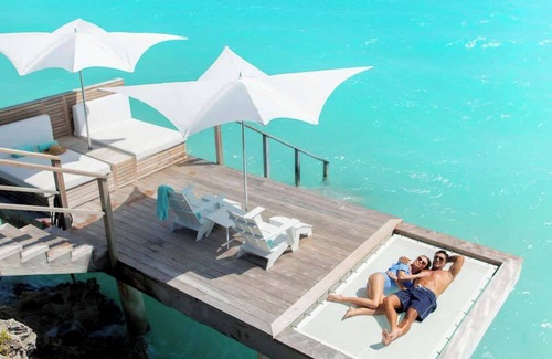 Providenciales Villa | Oceanfront Luxury Villa | Infinity & Plunge Pools