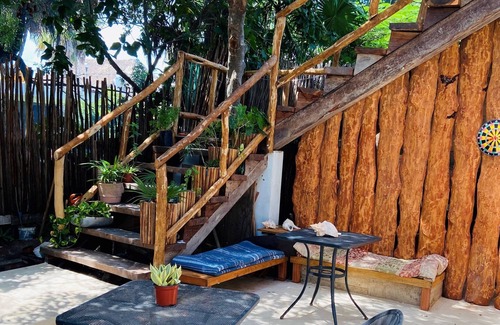 Downtown Holbox Hostel | Palapa amaizing