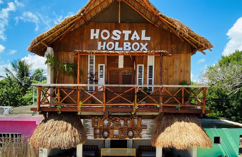 Downtown Holbox Hostel | Palapa amaizing