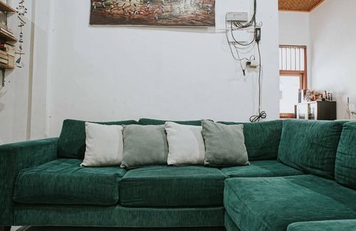 Taman Griya Hostel | Palma Bed & Breakfast - Hostel