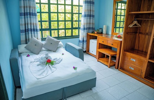 La Digue House | Pension Michel