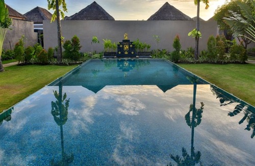Seminyak Villa | Private pool villa, Best location near Seminyak