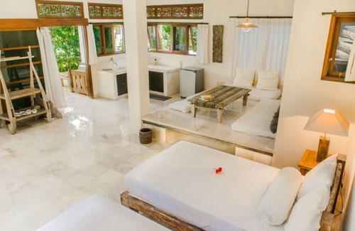Kedewatan Resort | Private room ∙ 3 guests