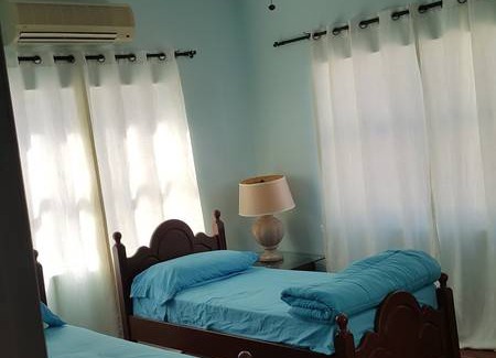 Long Bay Resort | Private room ∙ 3 guests