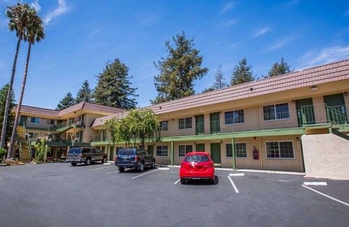 Westside Santa Cruz Hotel | Quality Inn Santa Cruz