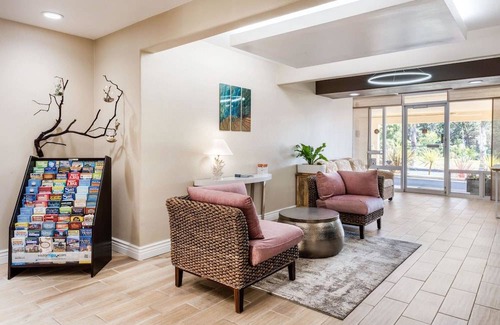 Capitola Hotel | Quality Inn & Suites Capitola By the Sea