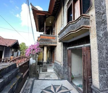 Padangsambian Klod Hostel | Rodin Bali Hostel