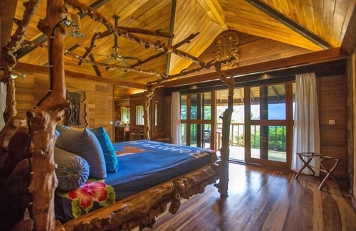 Nunue House | Rohotu Fare