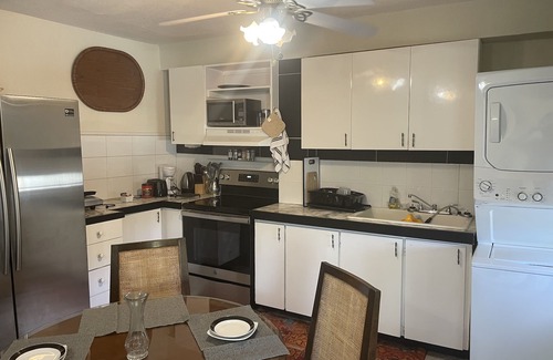 Discovery Bay Apartment | Sagusta Gardens Cosy Stay /15C