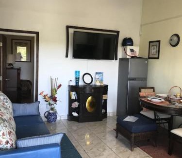 Discovery Bay Apartment | Sagusta Gardens PLS