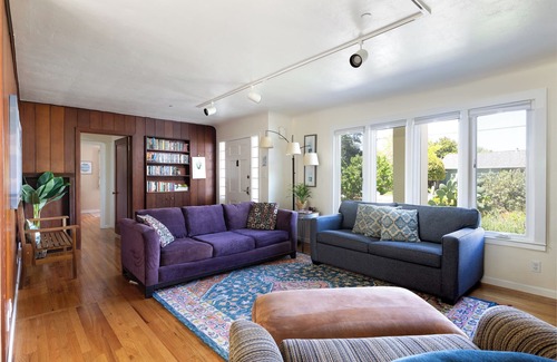 Bananna Belt House | Santa Cruz Comfort - Close Clean Convenient