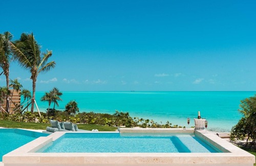 Long Bay Villa | Specials available certain weeks. Magnificent 8 bedroom villa on Long Bay Beach