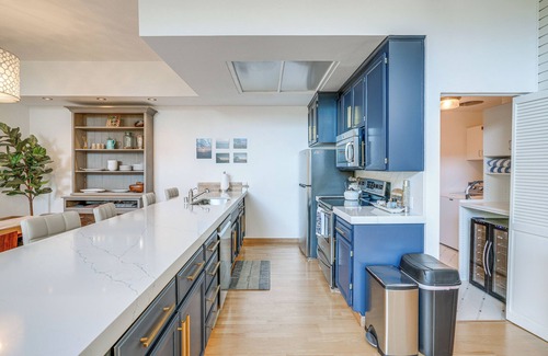 Rio del Mar House | Swim, Golf & Relax: Luxe Townhome in Aptos