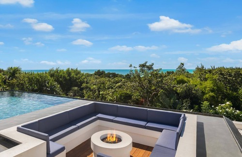 Ocean Point House | TC Villas -Alizee Villa -Modern Family Retreat w/Pool and Private Beach Path