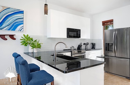 Providenciales House | TC Villas -Ocean Edge -Luxe Private Pool & Beach View