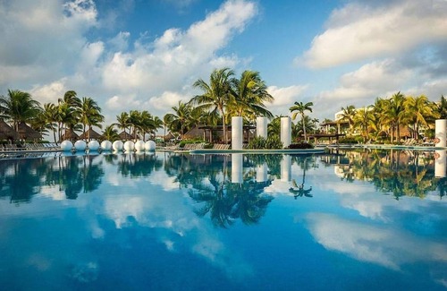 Villa Juarez Resort | The Bliss Riviera Maya Master Room - Golf - Pools - Activities - Family Friendly