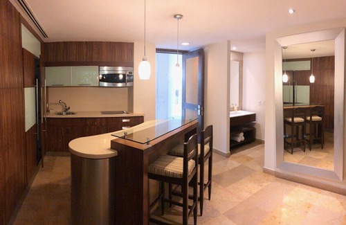 Villa Juarez Resort | THE GRAND BLISS 1Bedroom Master Suite