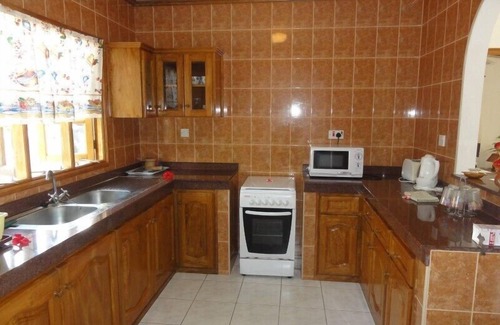Anse Kerlan House | The Islander Hotel