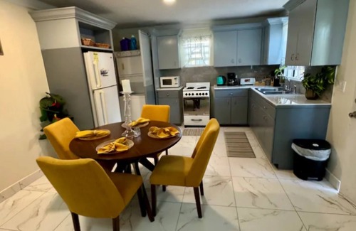 Providenciales Apartment | Tranquil 2-bedroom apartment in Leeward Palms