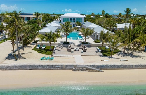 Grace Bay Villa | Turks and Caicos Luxury rental