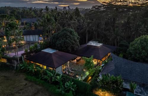 Mas Villa | Twin House Villa by Betterplace