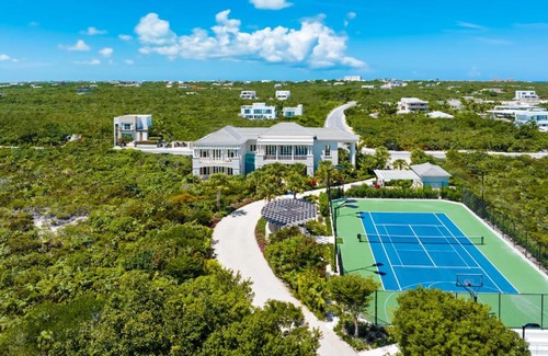 Long Bay Villa | Villa Shambhala 8 BR
