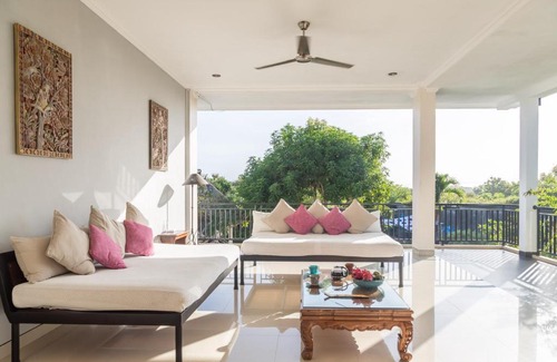 Bukit Villa | White Rabbit Private Villa