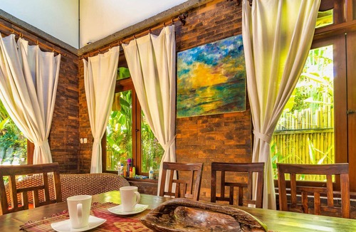 Jimbaran Bay Villa | 10 Bedroom Villa for Team Friendly Coworking or Big Family