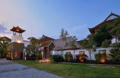 Kesiman Apartment | 1142 m² Serviced apartment ∙ 14 bedrooms ∙ 127 guests