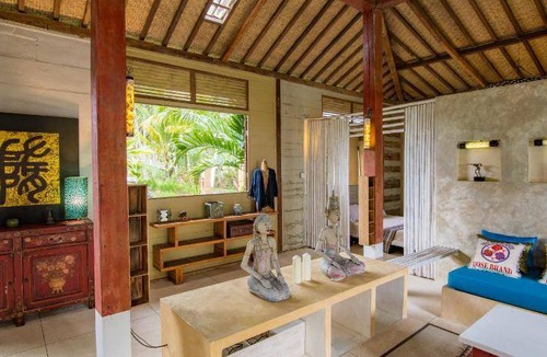 Sambahan Bed & Breakfast | 125 m² Bed and breakfast ∙ 2 bedrooms ∙ 127 guests
