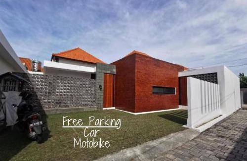 Central Seminyak Villa | 125 m² Villa ∙ 3 bedrooms ∙ 6 guests