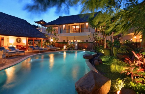Denpasar Timur Villa | 14 Bedroom Villas - Kama Village by Nakula